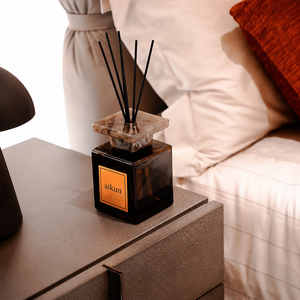Aikun Large Capacity Square Black Glass Long Lasting <b>Reed</b> <b>Diffuser</b> with Sticks Marble Collar Gift Box for Retail Displays - Product Image 2