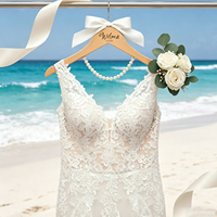 Cintre à robe de mariée personnalisé avec nom et date, cintre pour robe de mariée pour la photographie de mariage, cintres en bois gravés sur mesure