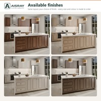 Ensemble de meubles de cuisine sur mesure, portes en placage de bois classiques, aménagement en îlot et rangement coulissant, structure en contreplaqué