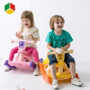 QS Giocattoli Multifunzionale Del Bambino Trolley Bambino Giocattoli Ecofriendly Usato Elettrico Bouncer Giocattoli Infantili Altalena Bambino <span class=keywords><strong>Cavallo</strong></span> <span class=keywords><strong>A</strong></span> <span class=keywords><strong>Dondolo</strong></span> Con La Luce - Product Image 1