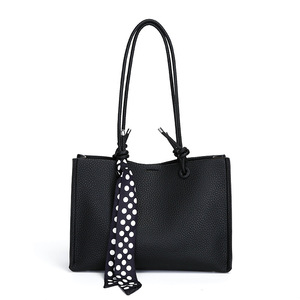 Bolso tote de gran capacidad para mujer, superventas transfronterizo, nuevo modelo 2025, bolso de hombro y axilar de estilo sofisticado y exclusivo para el día a día - Product Image 5