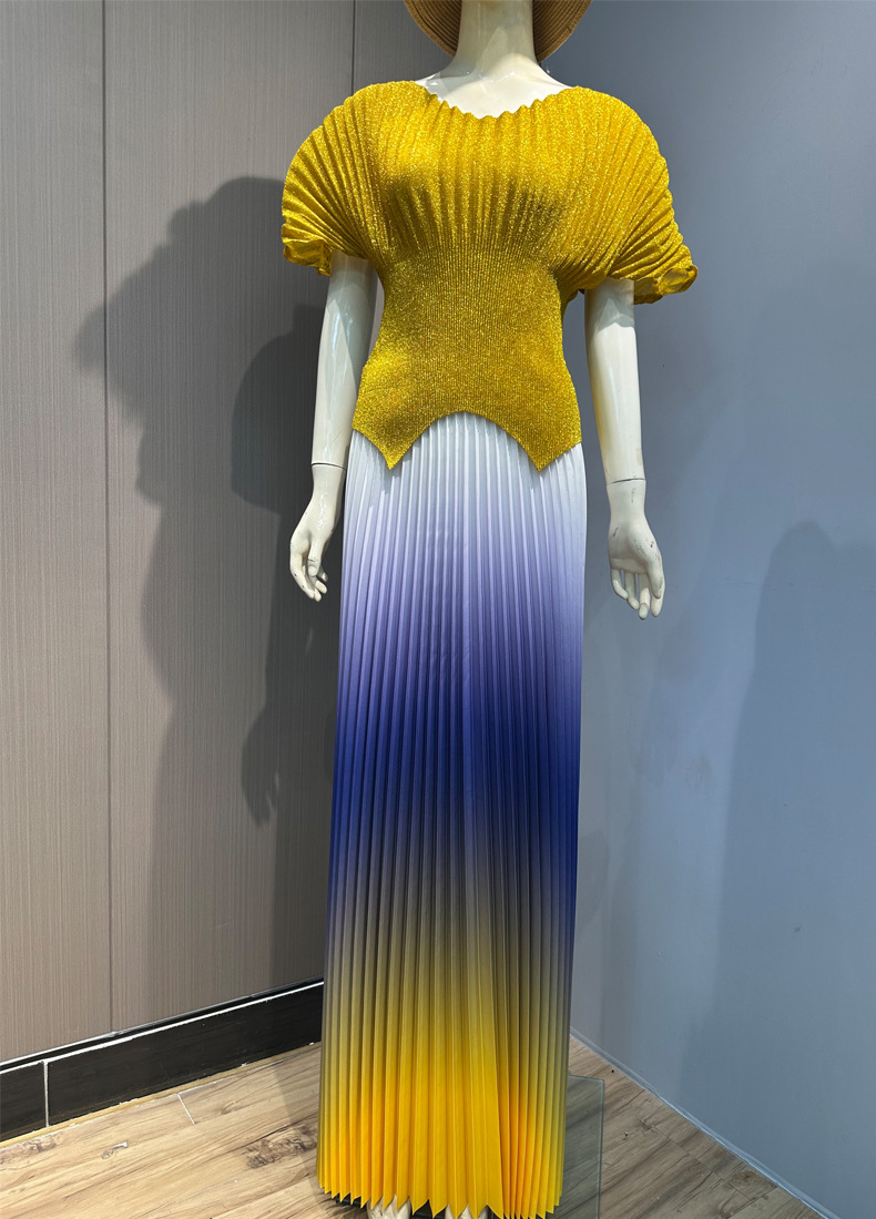 Jaune