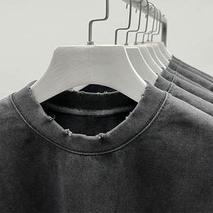 เสื้อยืดฟอกสีลายกราฟฟิกโอเวอร์ไซส์สีดำน้ำหนักวินเทจผ้าคอตตอน100% ทุกข์ออกแบบได้ตามต้องการ - Product Image 3