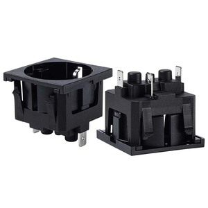 Europese standaard 3-pins messing stekkeradapter 16A industriële elektrische aansluiting met UK/US/Duitsland vrouwelijke aansluiting van koper - Product Image 2