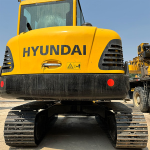 รถขุดไฮดรอลิกแบบล้อตีนตะขาบ Hyundai R60-7 มือสอง น้ำหนักใช้งาน 6 ตัน สีเหลือง ได้รับการรับรองมาตรฐาน ISO CE พร้อมแบริ่ง เกียร์ เครื่องยนต์ มอเตอร์ ปั๊ม PLC - Product Image 4