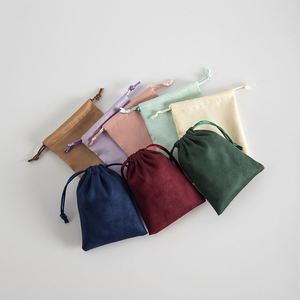 Pochette en velours personnalisée avec cordon de serrage et logo, sac cadeau doux pour bijoux, cosmétiques, cadeaux de mariage, accessoires et emballage - Product Image 6