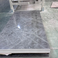 Panneaux muraux décoratifs en PVC marbré de luxe au design moderne, panneaux UV à grain complet, imperméables, ignifuges, pour la maison, l'hôtel, la villa
