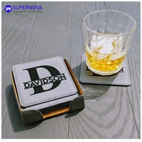 Ensemble de 6 dessous-de-verre carrés en similicuir gravés au laser sur mesure, protection de table en cuir PU avec support