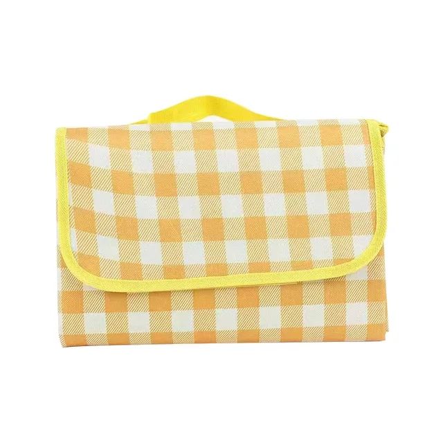 สีเหลือง