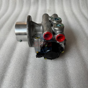 358-7692 3587692 Ensemble de base de filtre à carburant neuf pour pièces du système de carburant des moteurs diesel <span class=keywords><strong>Caterpillar</strong></span> - Product Image 4