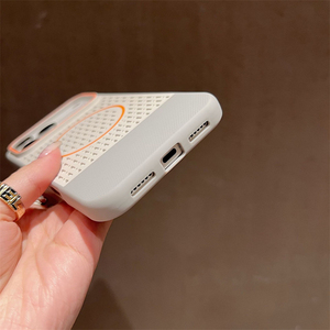 เคสโทรศัพท์มือถือแม่เหล็กสีตัดกันแบบเย็นสำหรับ iPhone 18 Pro Max 17 16 15  แบบด้านลายจุดคลื่น ป้องกันการกระแทก - Product Image 6