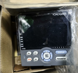 New Original Japanese <b>Temperature</b> <b>Controller</b>, Yokogawa UT55A-010-11-00, <b>Temperature</b> Control Switch - Product Image 6