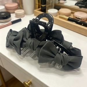 Stylish Grey Denim <b>Bow</b> Hair <b>Clip</b>, 2025 New High-End Hair <b>Clip</b>, Large Shark <b>Clip</b> for Back of Head - Product Image 2