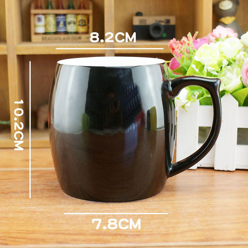 แก้วทรงกระบอกสีดำ