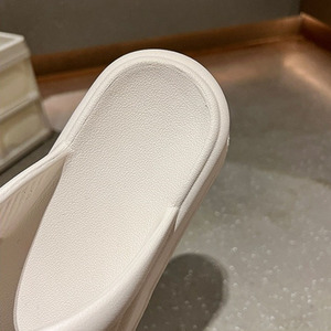 Dép xỏ ngón mới nhất mùa hè Dép xỏ ngón cho nữ dép xỏ ngón đế bệt thời trang Dép Bong Bóng kết cấu màu trơn - Product Image 4