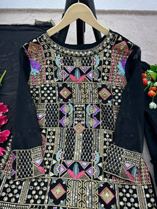 ชุดเดรสปาร์ตี้สุดพิเศษสำหรับผู้ใหญ่ผ้าจอร์เจียสไตล์อินเดีย - Product Image 5