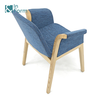 Chaise de salle à manger en bois au design nordique avec mousse moulée par injection pour restaurant, hôtel, bureau, espace de repos, cantine