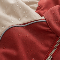Impermeable para Perros con Cobertura Total y Protección Abdominal, Reflectante, Diseño Moderno de Cuatro Patas, Bloques de Color, Ropa de Verano para Perros al Aire Libre