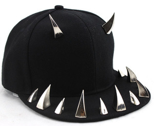 Moda chic Hombres Mujeres sombreros <span class=keywords><strong>de</strong></span> camionero con remaches <span class=keywords><strong>de</strong></span> metal cuernos y dientes <span class=keywords><strong>de</strong></span> lobo Sombrero <span class=keywords><strong>de</strong></span> béisbol <span class=keywords><strong>rap</strong></span> Snapback Flat Bill <span class=keywords><strong>gorras</strong></span> sombrero - Product Image 1