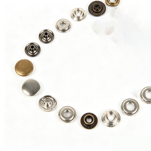 Accessoires vestimentaires, design de logo, boutons en alliage de zinc de 10 mm, boutons métalliques personnalisés, boutons à pression métalliques - Product Image 1