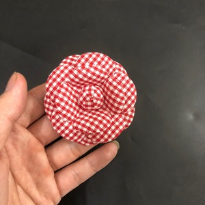 6.6cm cao cấp kẻ sọc Camellia kẹp tóc nhỏ hoa thơm Clip nhiều màu mạ hợp kim Trâm pins cho thời trang - Product Image 1