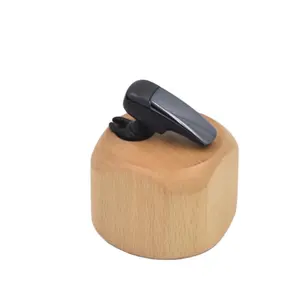 Headset Bluetooth kayu Solid, pajangan produk digital 3C dengan dudukan tampilan produk tunggal