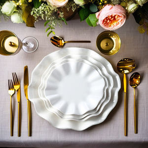 Assiette en céramique blanche en forme de coquille d'huître, écologique, de luxe, fabriquée à la main, pour les hôtels et les restaurants, vaisselle, fruits de mer, salade, sashimi - Product Image 1