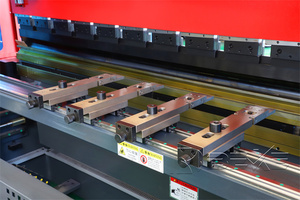 Đặc biệt cung cấp 130t 3200mm 4 + 1 trục CNC Máy uốn da53t CNC Máy uốn - Product Image 4
