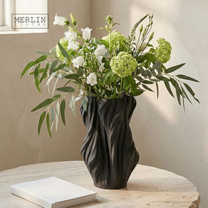 <span class=keywords><strong>Merlin</strong></span> Living : Grand Vase Imprimé 3D Forme Irrégulière, Décoration Nordique pour la Maison – Céramique de Chaozhou, Personnalisation en Gros OEM/ODM - Product Image 6