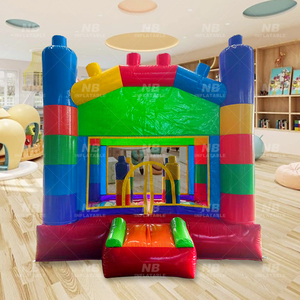 Château gonflable commercial à thème 'Moonwalk' avec toboggan aquatique et maison gonflable pour fêtes - Product Image 3