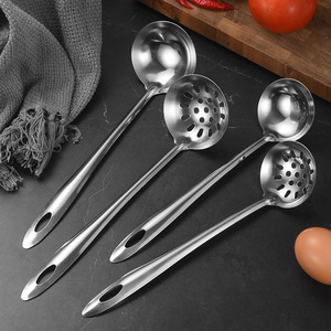 Juego de cucharas para sopa de acero inoxidable, cuchara coladora de 6 y 7 pulgadas para cocinar en la cocina, duradera, de color sólido, solo se puede lavar a mano - Product Image 1