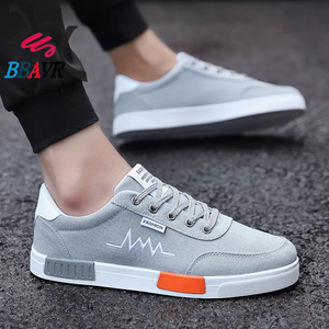 2021 New Fahion Lace up Footwear Brand Sports Running Skateboard Casual Shoes - Product Image 4