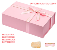 Boîte d'emballage en carton avec fermeture magnétique, logo personnalisé en relief imperméable violet, couleur personnalisée, boîte haut de gamme pour cadeau