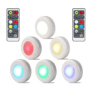 Lot de 6 lampes LED sans fil avec télécommande RGB pour éclairage sous armoire et placard - Product Image 3