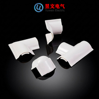 Accessoires pour gaines de câbles en PVC ignifuges : Connecteurs, coudes et embouts en plastique ignifuges pour gaines de câbles
