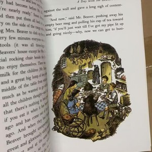 Le Cronache di Narnia Set di 7 Libri Cartonati con Stampa Offset su Carta Artistica Colorata Storie d'Avventura in Inglese - Product Image 3