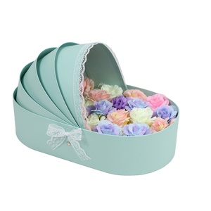 Scatola Regalo a Forma di Culla per Neonati, Confezione per Cioccolatini, Bomboniere e Fiori - Product Image 6