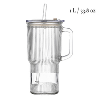 Gobelets en verre de 34 oz en gros avec couvercles et pailles, grands gobelets à eau avec poignée, mugs à thé glacé côtelés compatibles voiture, vente en gros OEM