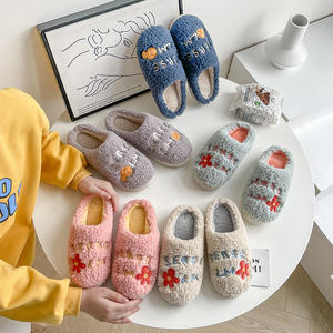 Hiver Mode Qualité pantoufles pour Femmes Dames Luxe Diapositives Designer Hommes Femmes pantoufles - Product Image 2