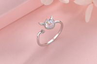 Anillo Abierto de Diseño Pequeño con Moissanita de Corte Princesa y Engaste de Garra, de Moda y Tendencia, para Compromiso y Boda de Jóvenes
