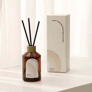 น้ำมันหอมระเหยอโรมาเธอราพีแบบกระจายกลิ่นสไตล์นอร์ดิกเรียบง่ายยี่ห้อ Aikun บรรจุในขวดแก้วพร้อมกล่องของขวัญสีสันสดใส - Product Image 2