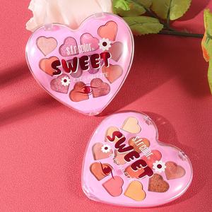 <span class=keywords><strong>Paleta</strong></span> de sombras de ojos con purpurina OEM /ODM al por mayor sombra de ojos pigmentada de larga duración en forma de corazón rosa para maquillaje de mujer - Product Image 5