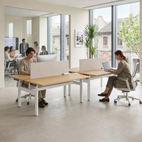 Bureau debout électrique moderne à hauteur réglable pour le bureau à domicile, construction en bois durable, design modulaire, respectueux de l'environnement