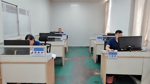 Chất lượng nhà máy kích thước lớn chế biến gỗ <span class=keywords><strong>CNC</strong></span> <span class=keywords><strong>Router</strong></span> Gỗ <span class=keywords><strong>CNC</strong></span> phay Máy dịch vụ tùy chỉnh thiết kế Gỗ <span class=keywords><strong>CNC</strong></span> gia công dịch vụ - Product Image 4