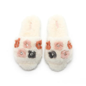 รองเท้าแตะแบบสวมเปิดนิ้วเท้า ขนปุย ประดับเพชร ลายดอกไม้ สไตล์เรียบง่าย แฟชั่น สำหรับผู้หญิง ฤดูใบไม้ผลิต้นปี <span class=keywords><strong>2022</strong></span> - Product Image 5