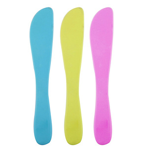 Cuillère de mélange dentaire professionnelle en plastique pour usage oral EM-16911 - Product Image 4