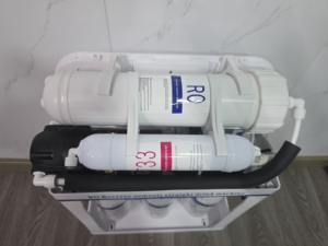 Vente directe usine OEM – Système <span class=keywords><strong>de</strong></span> filtration d'<span class=keywords><strong>eau</strong></span> domestique par osmose inverse (RO) à 5-7 étapes avec membrane RO - Product Image 5