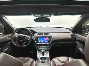 Voiture d'occasion Landwind X7 2.0T, version automatique, toit ouvrant panoramique, faible kilométrage, <span class=keywords><strong>bon</strong></span> état, pour l'Afrique - Product Image 2