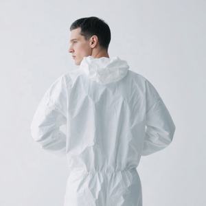 Combinaison blanche EPI personnalisée Type 5/6 Combinaison jetable microporeuse Combinaison <span class=keywords><strong>Tyvek</strong></span> <span class=keywords><strong>Dupont</strong></span> Combinaison jetable Hazmat pour vêtements de travail - Product Image 4