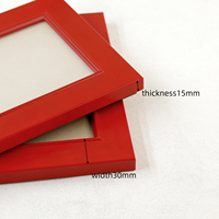 Mesa Rectangular Moderna de Madera con Foto Grabada, Estilo Europeo, Roja, Minimalista, Creativa, Ecológica, Bajo MOQ, Personalizada y Hecha a Mano